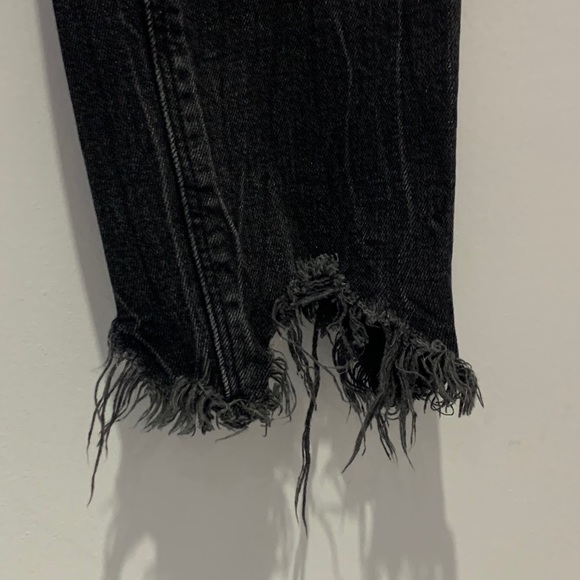 Zara Mid Rise Skinny Fit Raw Hem Distressed Jeans Vintage Black Wash Size 6 EUC - Picture 8 of 12